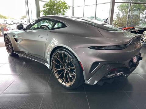 2025 Aston Martin Vantage