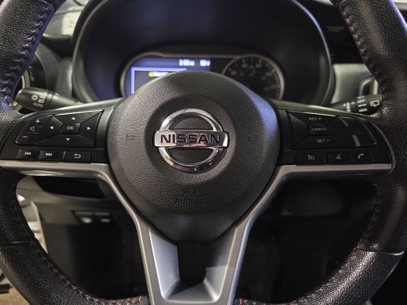 2019 Nissan Kicks SR