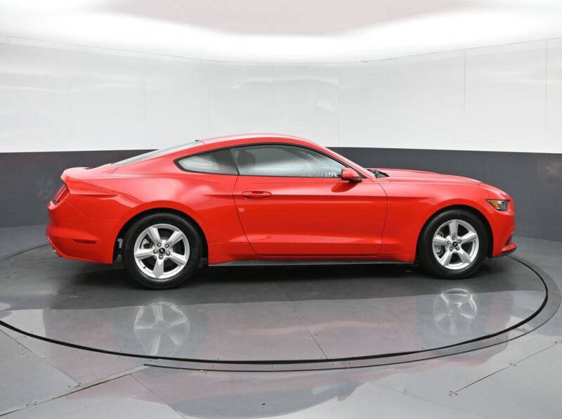 2017 Ford Mustang V6