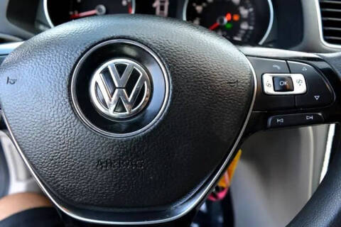 2016 Volkswagen Passat 1.8T S