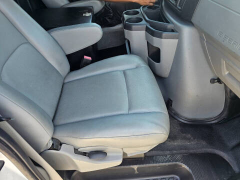 2011 Ford E-Series E-250