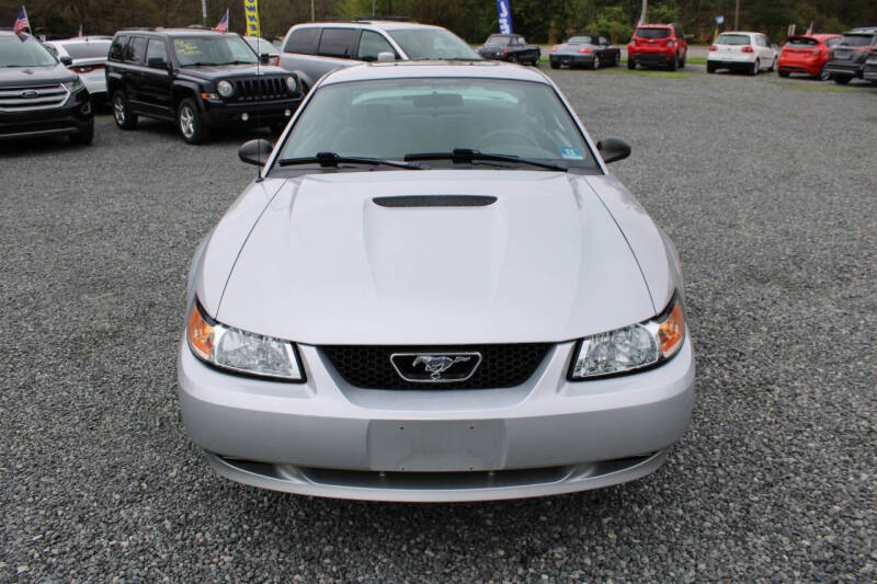 2000 Ford Mustang