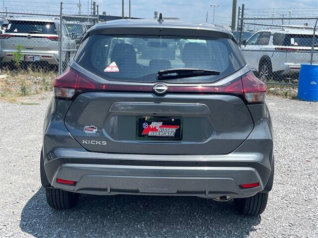 2025 Nissan Kicks Play S