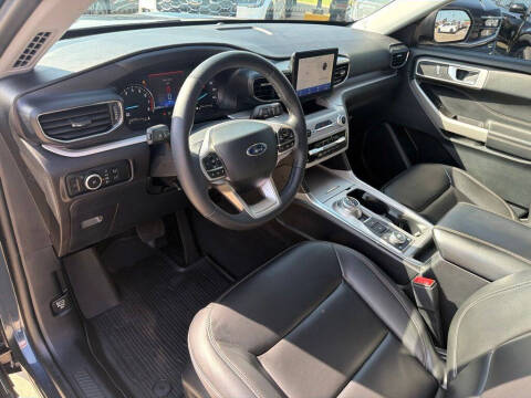 2024 Ford Explorer XLT