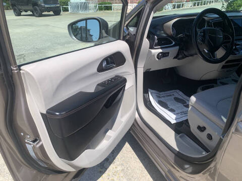2018 Chrysler Pacifica Touring L