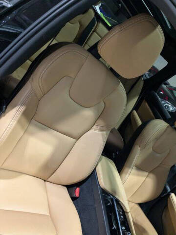 2018 Volvo V90 Cross Country T5