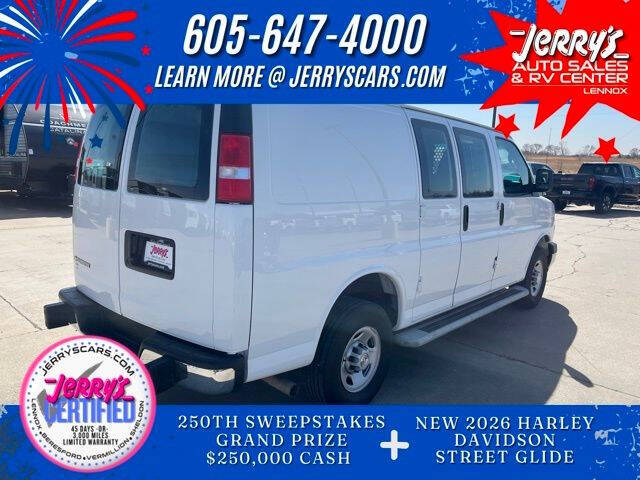 2024 Chevrolet Express 2500