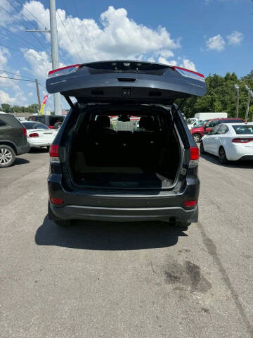 2016 Jeep Grand Cherokee Laredo