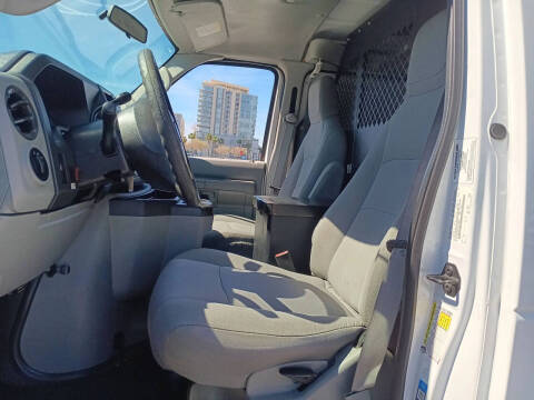 2013 Ford E-Series E-150