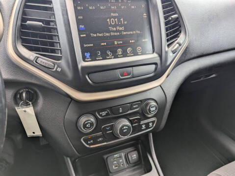 2017 Jeep Cherokee Latitude