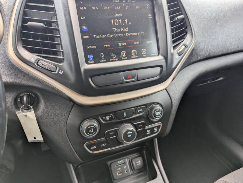 2017 Jeep Cherokee Latitude