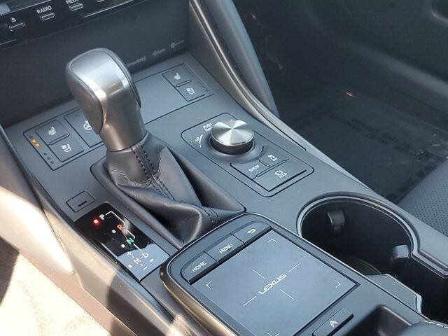 2023 Lexus IS 300