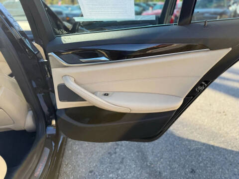 2017 BMW 5 Series 530i