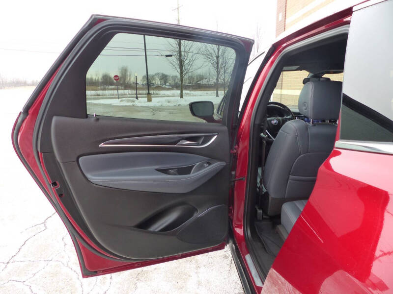 2022 Buick Enclave Essence