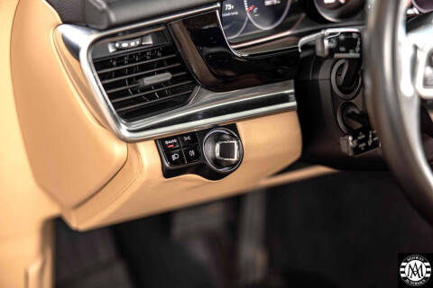 2018 Porsche Panamera