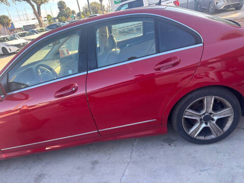 2011 Mercedes-Benz C-Class C 300 Luxury