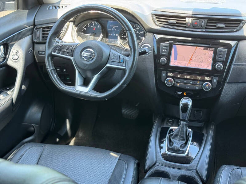 2019 Nissan Rogue SL