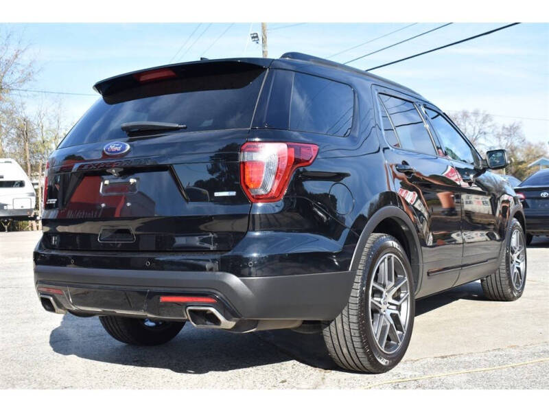 2017 Ford Explorer Sport