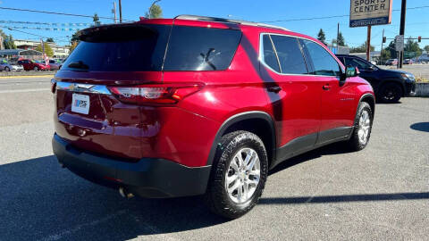 2020 Chevrolet Traverse LT Cloth