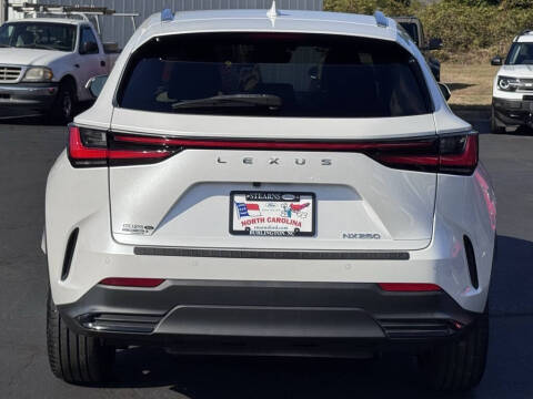 2022 Lexus NX 250 Premium