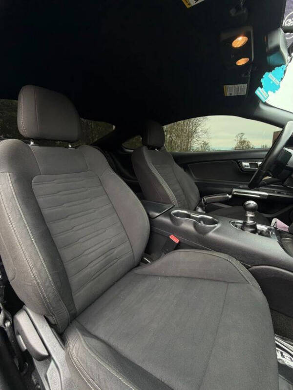 2016 Ford Mustang EcoBoost Premium