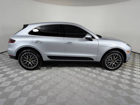 2016 Porsche Macan S