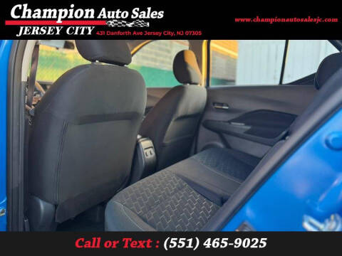 2023 Nissan Kicks SV