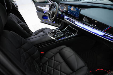 2025 BMW 7 Series 740i