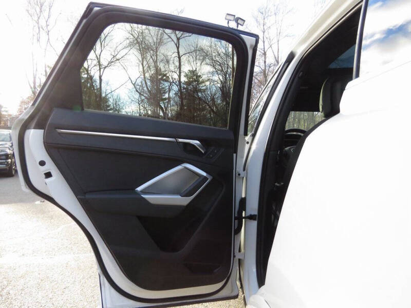 2019 Audi Q3 quattro Premium 45 TFSI