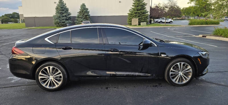 2018 Buick Regal Sportback Essence