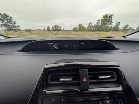 2016 Toyota Prius Three