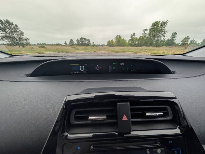2016 Toyota Prius Three