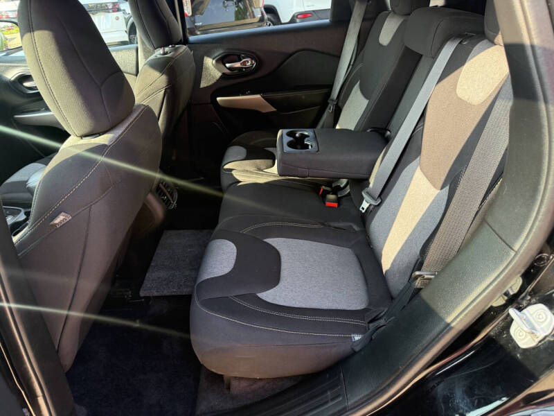 2018 Jeep Cherokee Latitude