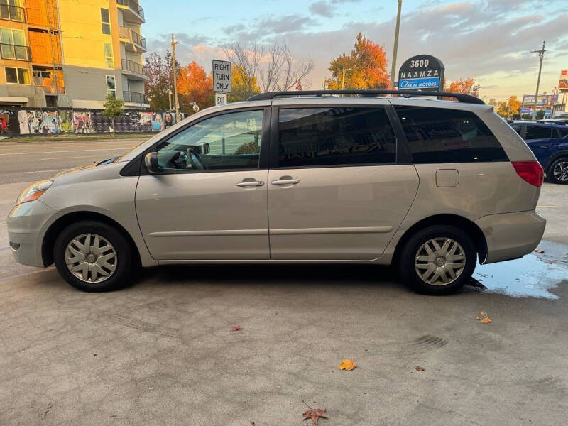 2006 Toyota Sienna LE 7 Passenger