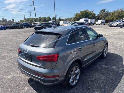 2016 Audi Q3 2.0T quattro Prestige