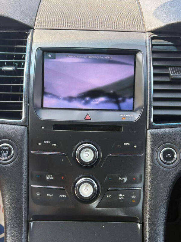 2013 Ford Taurus SEL