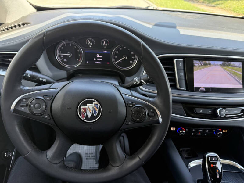 2020 Buick Enclave Essence