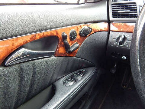 2004 Mercedes-Benz E-Class E 320