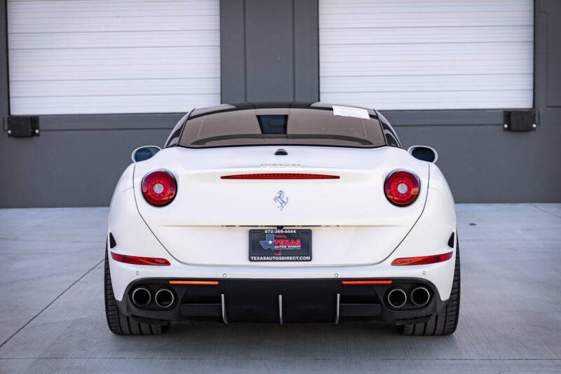 2016 Ferrari California T