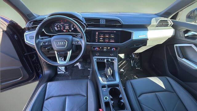 2021 Audi Q3 quattro S line Premium 45 TFSI