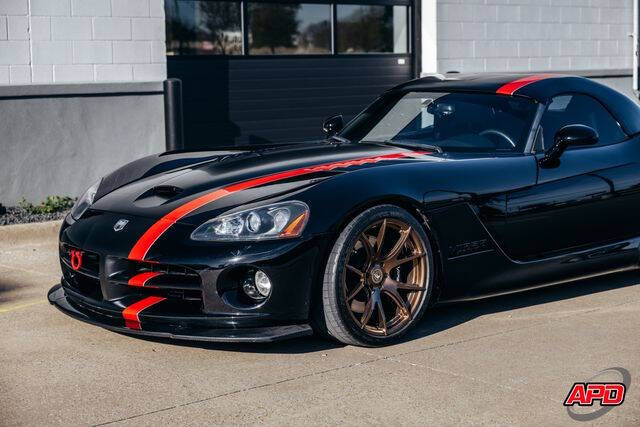 2004 Dodge Viper SRT-10