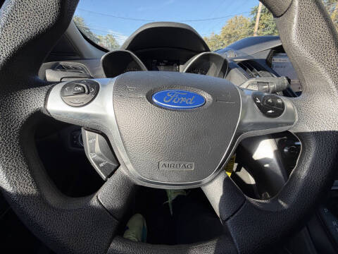 2016 Ford Escape SE