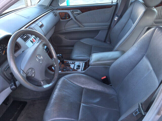 2001 Mercedes-Benz E-Class