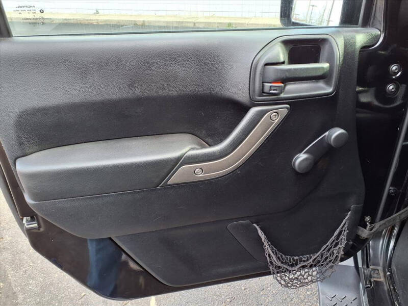 2013 Jeep Wrangler Unlimited Freedom Edition