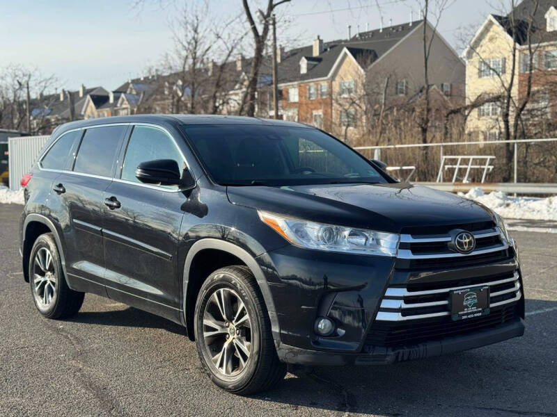 2018 Toyota Highlander LE