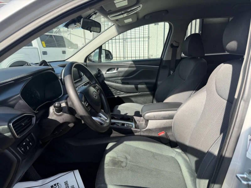 2019 Hyundai Santa Fe SE 2.4L