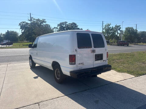 2011 Ford E-Series E-150