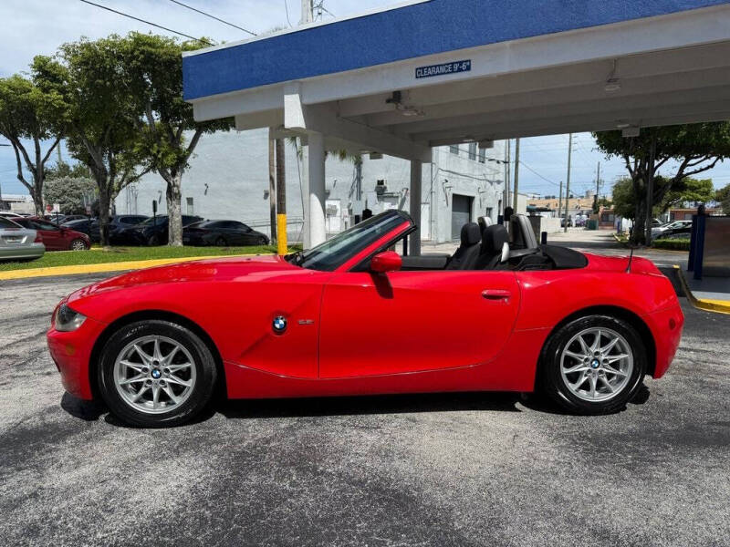 2005 BMW Z4 2.5i
