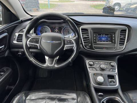 2015 Chrysler 200 C