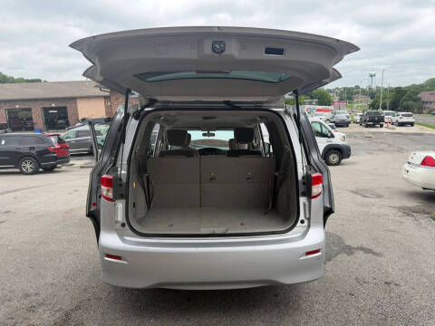 2015 Nissan Quest